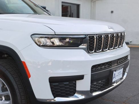 New 2026 Jeep Grand Cherokee L 4WD image 7