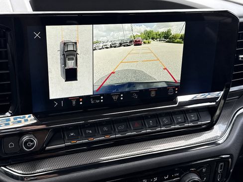 Used 2025 Chevrolet Silverado 1500 ZR2 w/ Technology Package AWD/4WD image 19