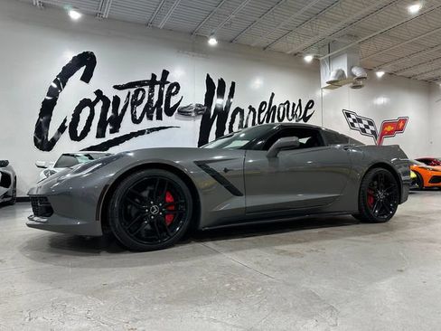 Used 2015 Chevrolet Corvette Stingray Coupe w/ ZF1 Appearance Package RWD image 1