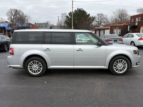 Used 2019 Ford Flex SEL w/ Equipment Group 202A image 4