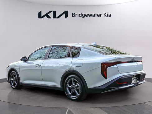 Certified 2025 Kia K4 FWD image 4