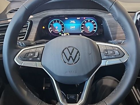 New 2026 Volkswagen Atlas SEL Premium R-Line AWD/4WD image 38