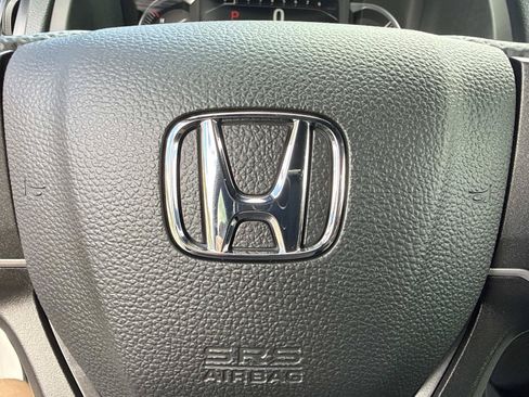 Used 2024 Honda Passport EX-L image 40