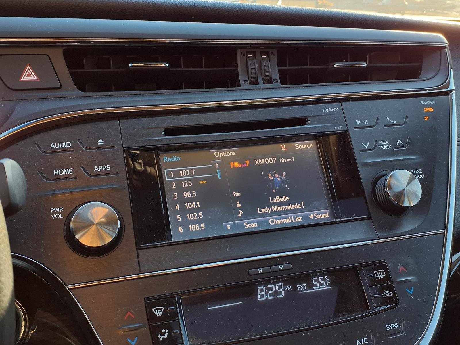 Used 2015 Toyota Avalon XLE Premium FWD image 5