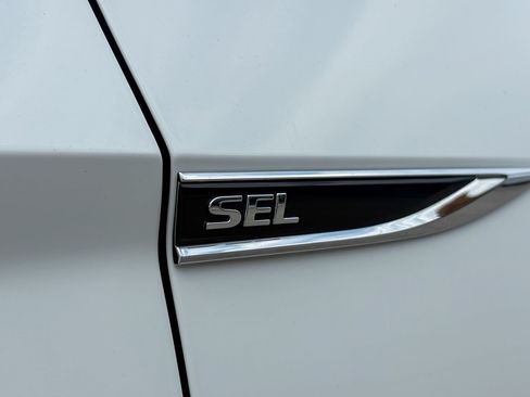 Used 2019 Volkswagen Jetta SEL FWD image 14