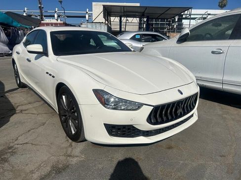 Used 2020 Maserati Ghibli RWD image 30