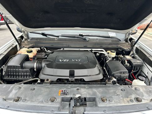 Used 2016 GMC Canyon SLT w/ Driver Alert Package image 31