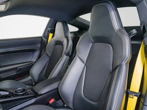 Used 2022 Porsche 911 GT3 RWD image 22