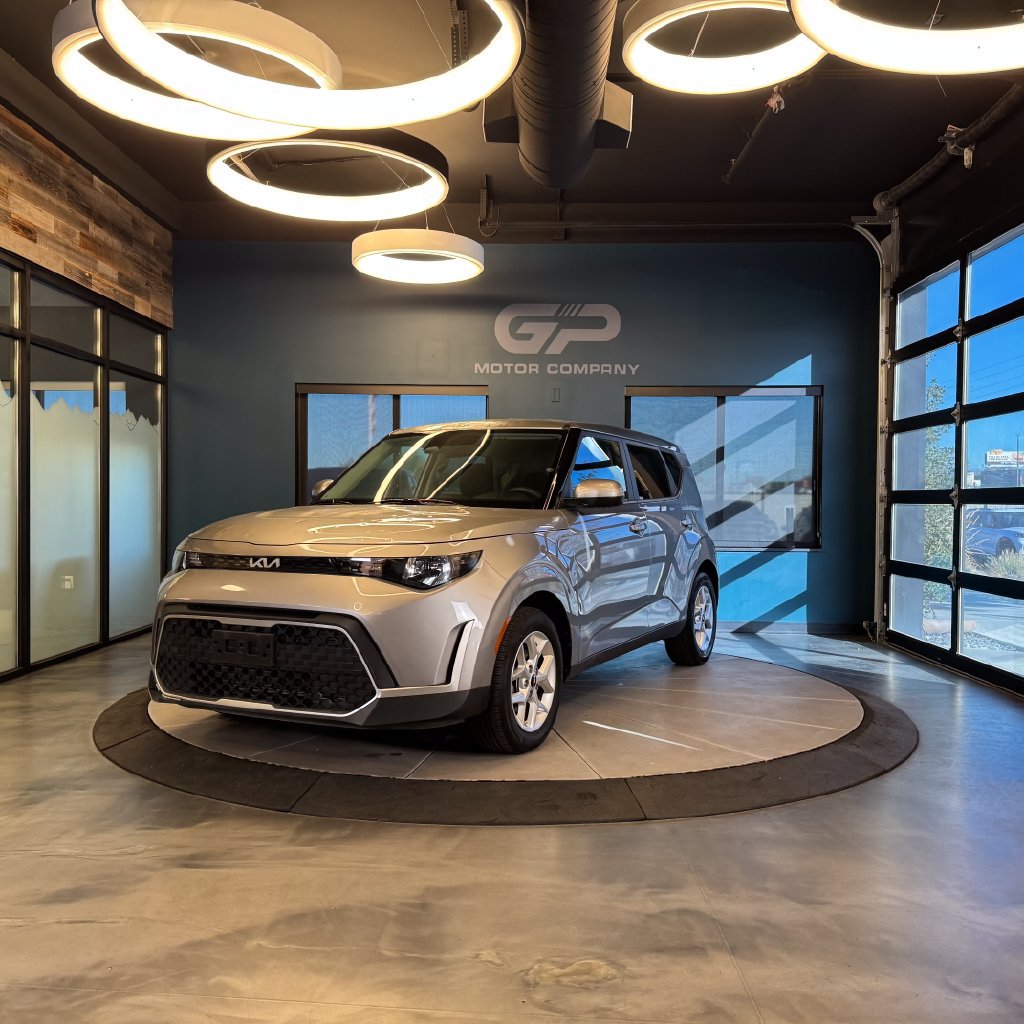 Used 2024 Kia Soul LX w/ Option Group 015 FWD image 7