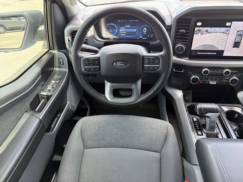 Used 2025 Ford F150 Lightning XLT AWD/4WD image 13