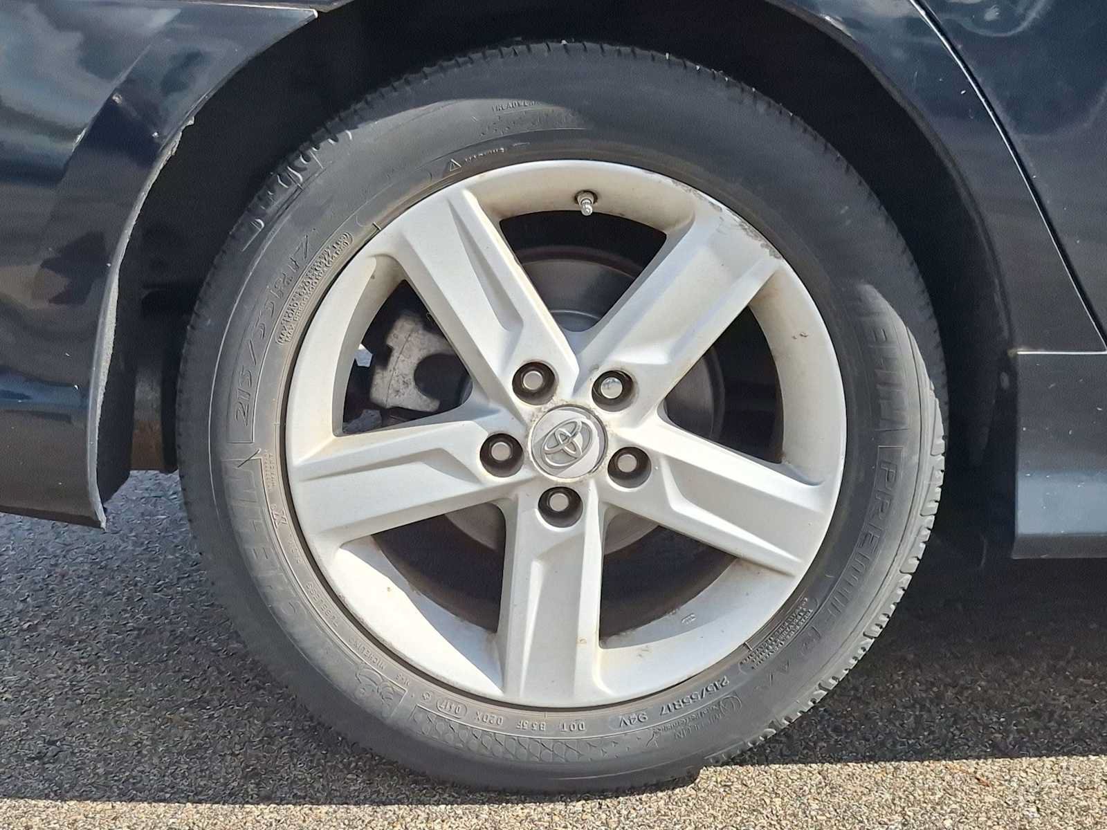 Used 2012 Toyota Camry SE FWD image 14