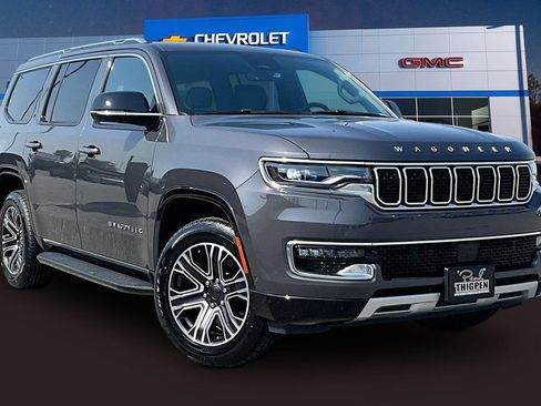 Used 2024 Jeep Wagoneer Series II AWD/4WD image 1