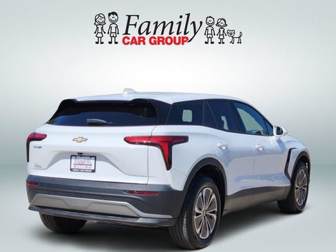 Used 2025 Chevrolet Blazer EV LT FWD image 4