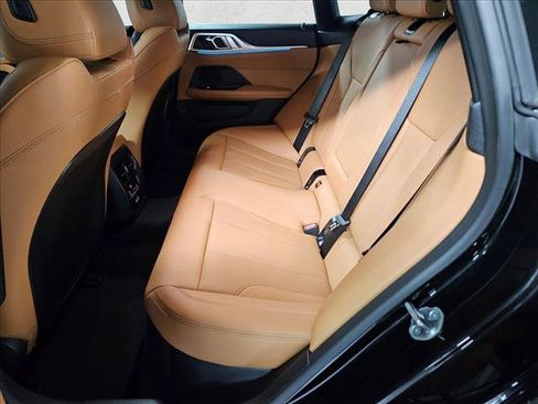 Used 2025 BMW i4 eDrive40 w/ Parking Assistance Package RWD image 15