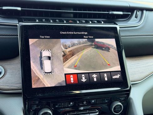 Used 2022 Jeep Grand Cherokee Summit w/ Adv Protech Group IV image 4