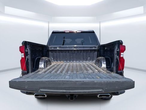 Used 2023 Chevrolet Silverado 1500 LT Trail Boss AWD/4WD image 13