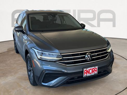 Used 2022 Volkswagen Tiguan SE FWD image 4