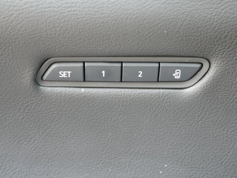 Used 2020 Cadillac XT5 Premium Luxury AWD/4WD image 31
