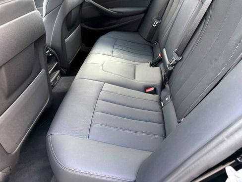 Certified 2023 BMW 530i 530i w/ Convenience Package image 12