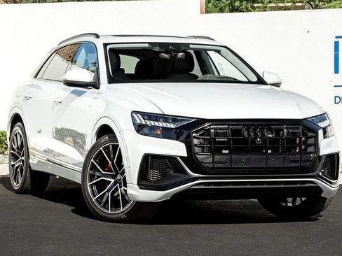 Used 2023 Audi Q8 Prestige AWD/4WD image 4