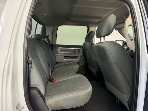 Used 2016 RAM 2500 SLT image 22