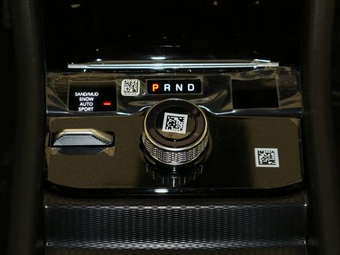 New 2025 Jeep Grand Cherokee Limited image 13