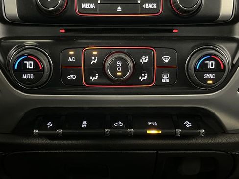 Used 2016 GMC Sierra 1500 SLE w/ SLE Value Package image 19