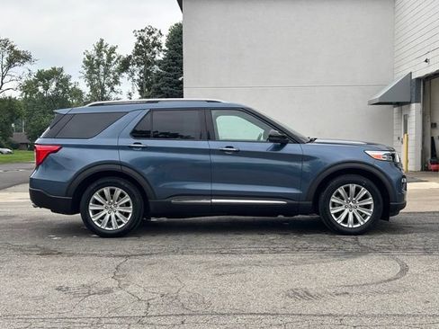 Used 2020 Ford Explorer Limited w/ Class III Trailer Tow Package AWD/4WD image 2
