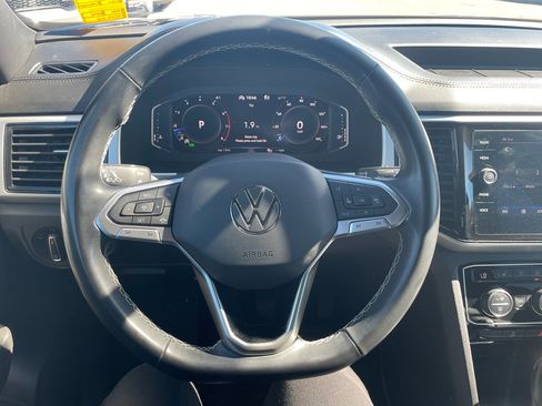 Used 2022 Volkswagen Atlas Cross Sport SE image 23