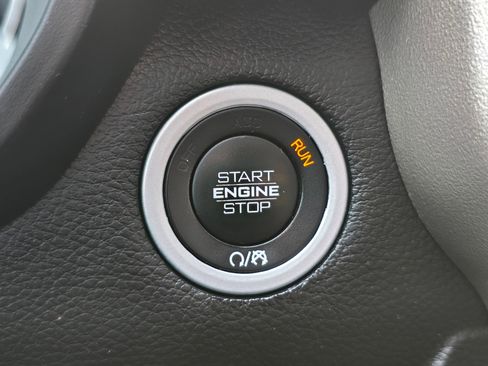 Used 2019 RAM 1500 Laramie image 20