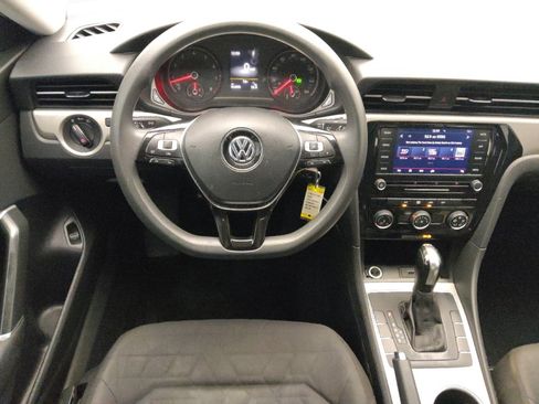 Used 2020 Volkswagen Passat 2.0T S image 22