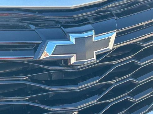 Used 2024 Chevrolet Equinox RS w/ RS Leather Package image 10