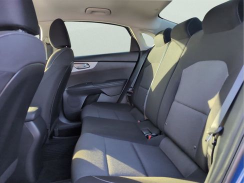 Used 2022 Kia Forte LXS image 29