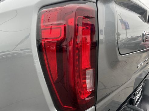 Used 2024 GMC Sierra 1500 AT4 w/ Technology Package image 39