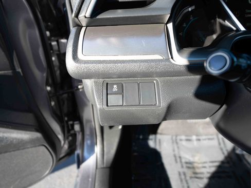 Used 2017 Honda Civic EX-T image 11