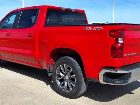 Used 2022 Chevrolet Silverado 1500 LT image 6