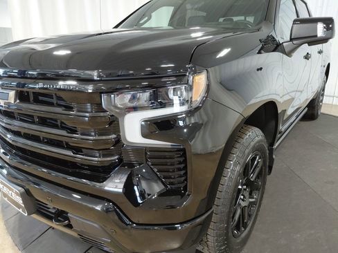 New 2026 Chevrolet Silverado 1500 High Country w/ Midnight Edition image 13