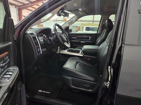 Used 2018 RAM 3500 Laramie w/ Convenience Group image 6