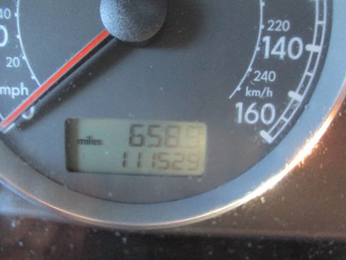 Used 2004 Volkswagen Passat GLX image 14