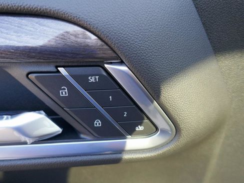 New 2026 Chevrolet Silverado 1500 LTZ w/ LTZ Premium Package image 17