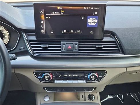 Used 2021 Audi Q5 2.0T Premium Plus w/ Premium Plus Package image 13