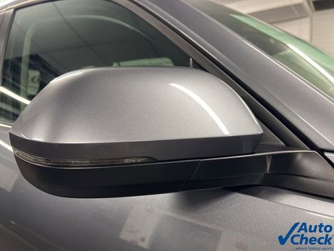 Used 2019 Volkswagen Atlas SE image 14