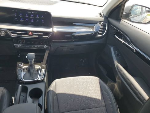 New 2026 Kia Seltos S FWD image 25