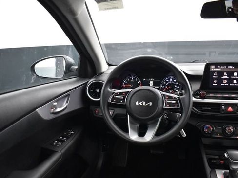 Used 2024 Kia Forte LXS image 31