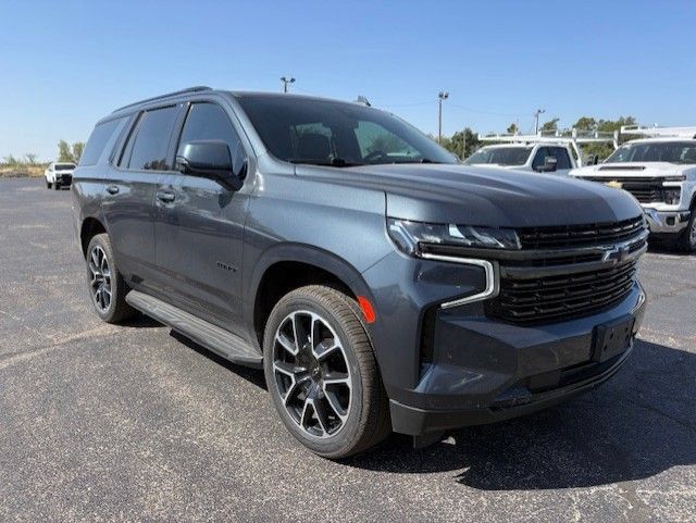 Used 2021 Chevrolet Tahoe RST w/ Luxury Package AWD/4WD image 8