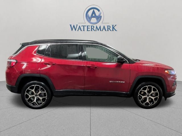 Used 2025 Jeep Compass Limited AWD/4WD image 7