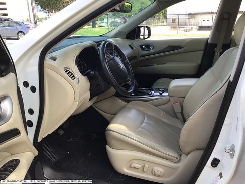 Used 2020 INFINITI QX60 Luxe w/ Essential Package FWD image 7