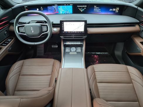 Used 2026 Lincoln Nautilus Reserve AWD/4WD image 19