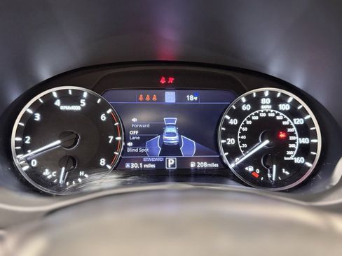 Used 2023 INFINITI QX55 Essential w/ Cargo Package image 32