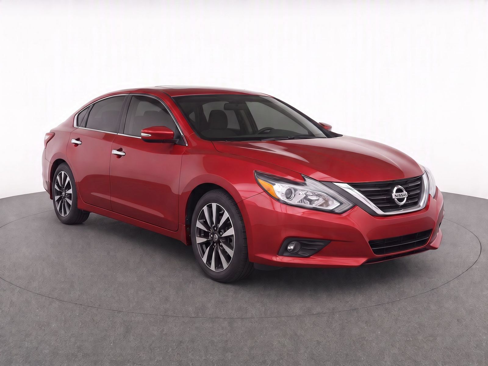 Used 2016 Nissan Altima 2.5 SL w/ 2.5 Technology Package FWD image 1